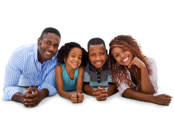 two parents and two kids leaning forward on their arms smiling